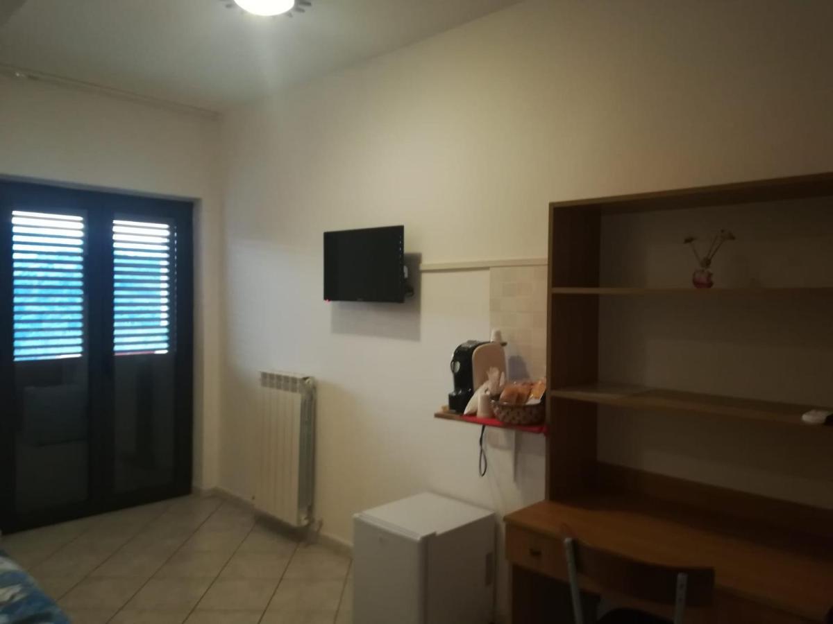 Raggio Di Sole Bed & Breakfast Rende Bagian luar foto
