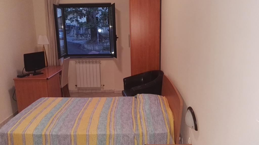 Raggio Di Sole Bed & Breakfast Rende Bagian luar foto